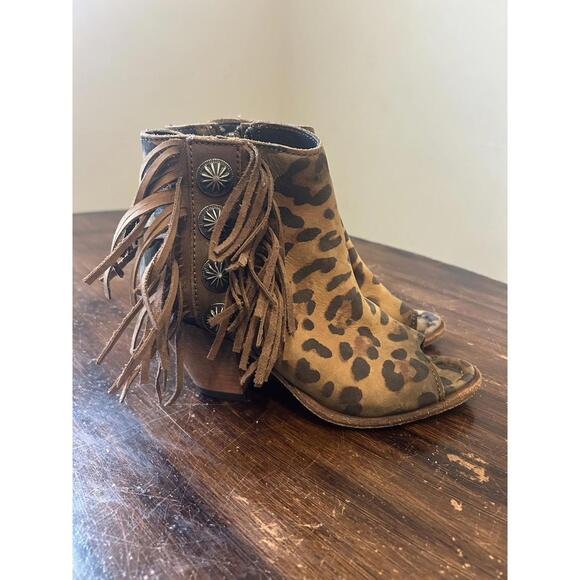 Liberty Black Ladies Gypsy Peep Toe Chita Miel Leopard Booties Size 6 - Picture 1 of 6